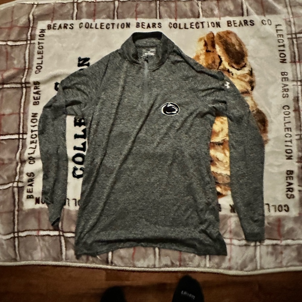 Medium athletic jacket with no hood, grey, men’s, Under Armour.